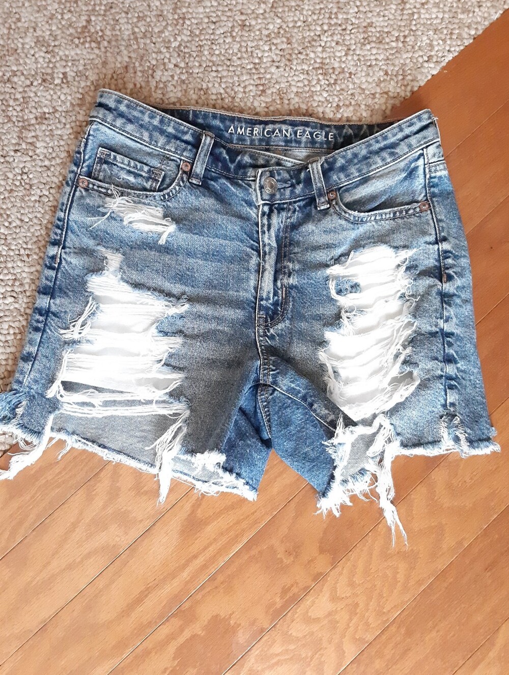 American Eagle Distressed Highest Rise Baggy Shorts size 4